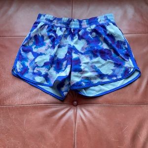 Tie-die shorts, athletic